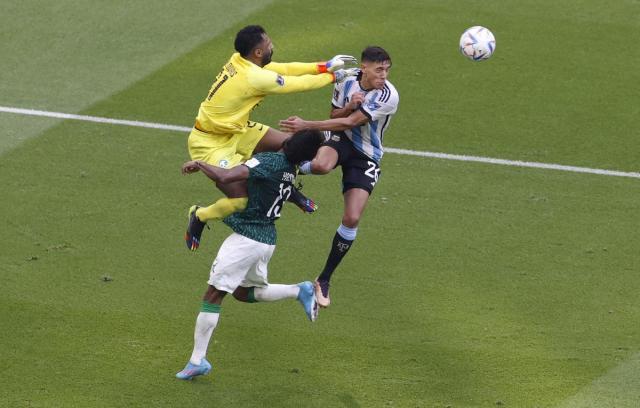 开云下载网址-爆冷击败阿根廷代价沉重，沙特两主力告别世界杯